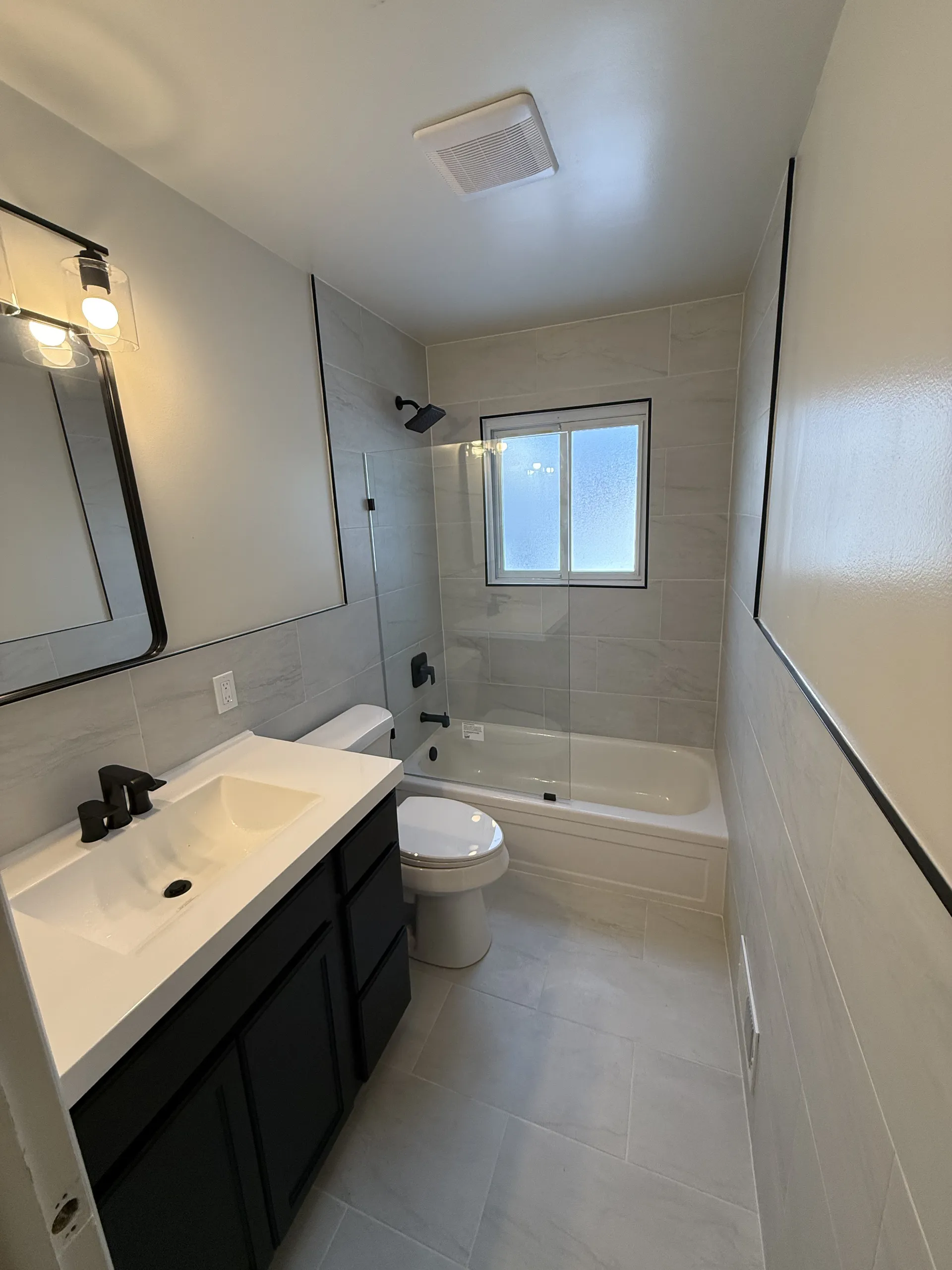 Bathroom Renovations project photo 8