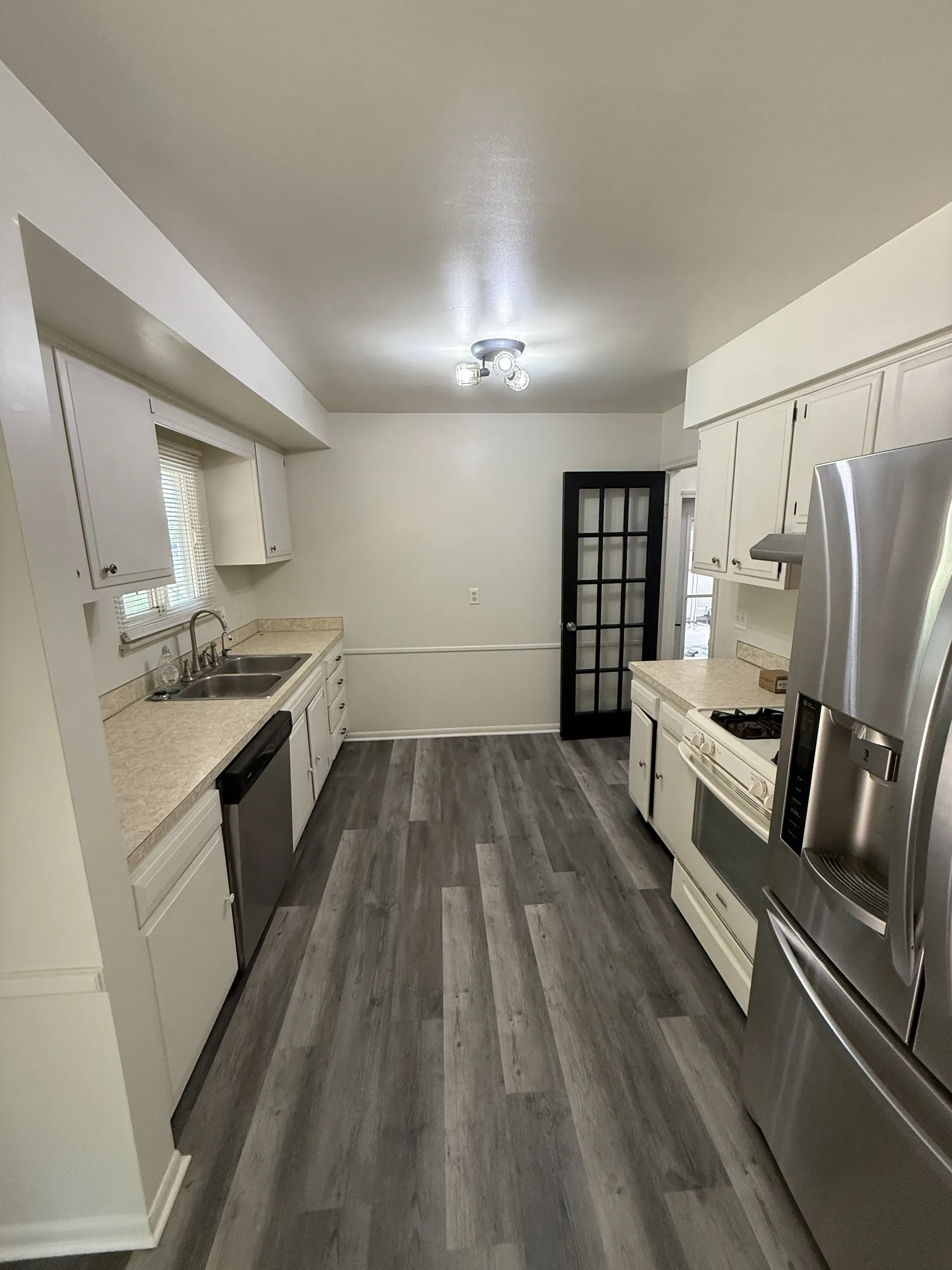 Flooring Services project photo 10