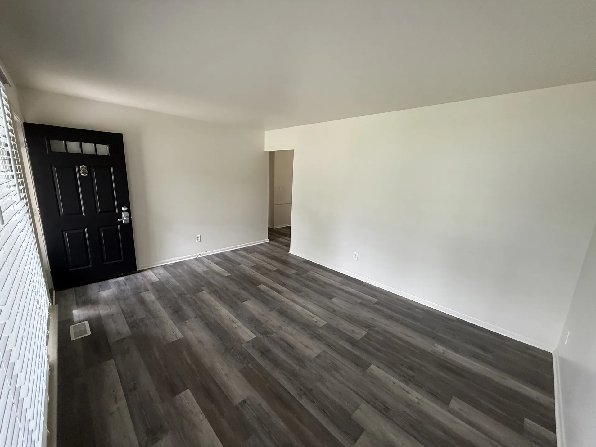 Painting Services project photo 3