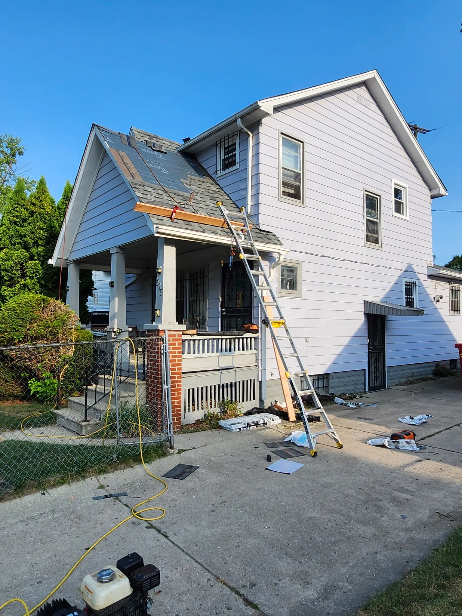 Roofing Services project photo 10